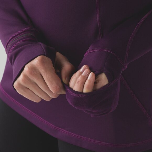 Like New: Lululemon First Mile 1/2 Zip Darkest Magenta Size 2 - Picture 3 of 9